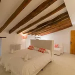 Charming Country House For 8 Adults