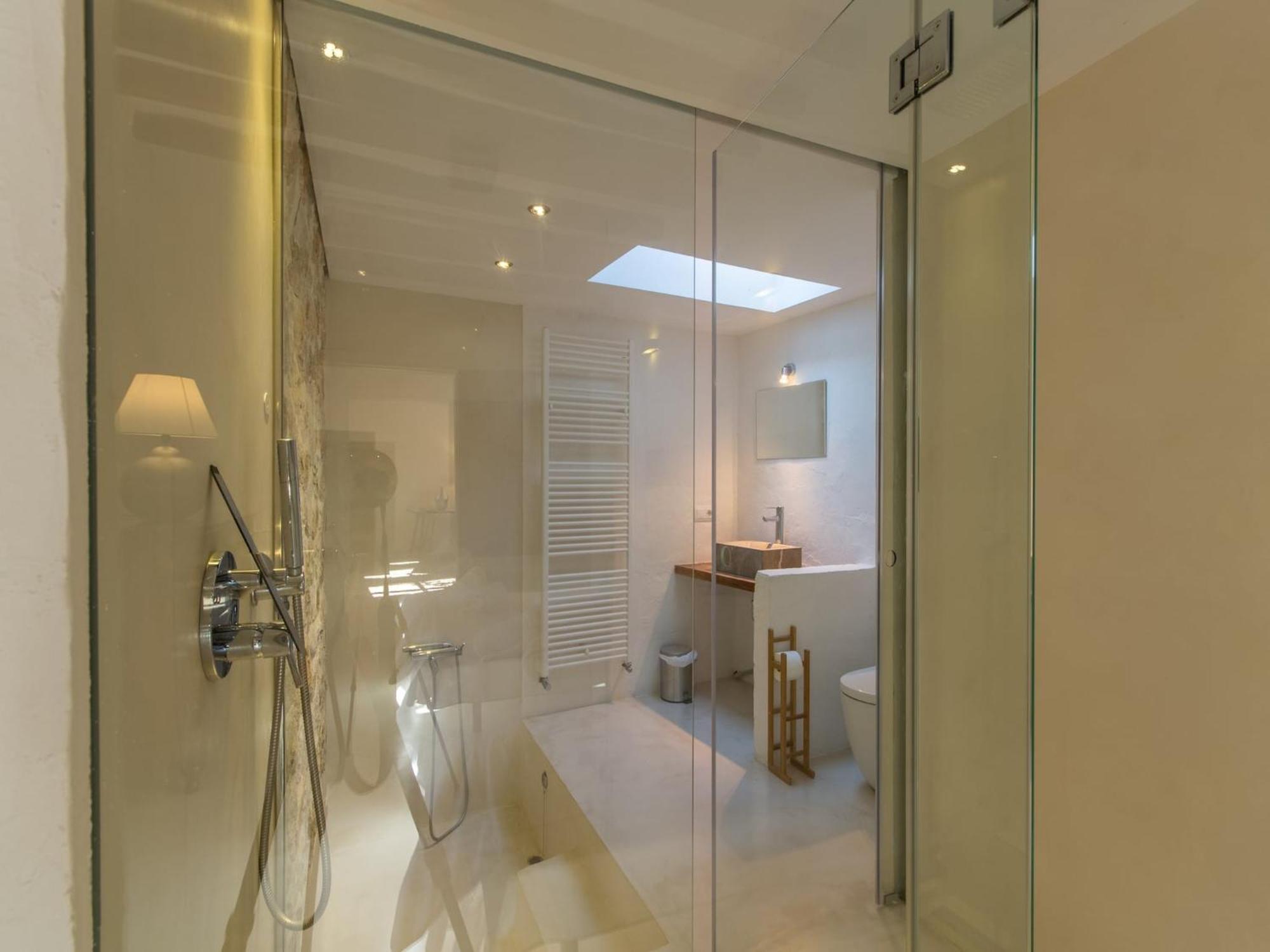 Charming For 8 Adults Ferienhaus