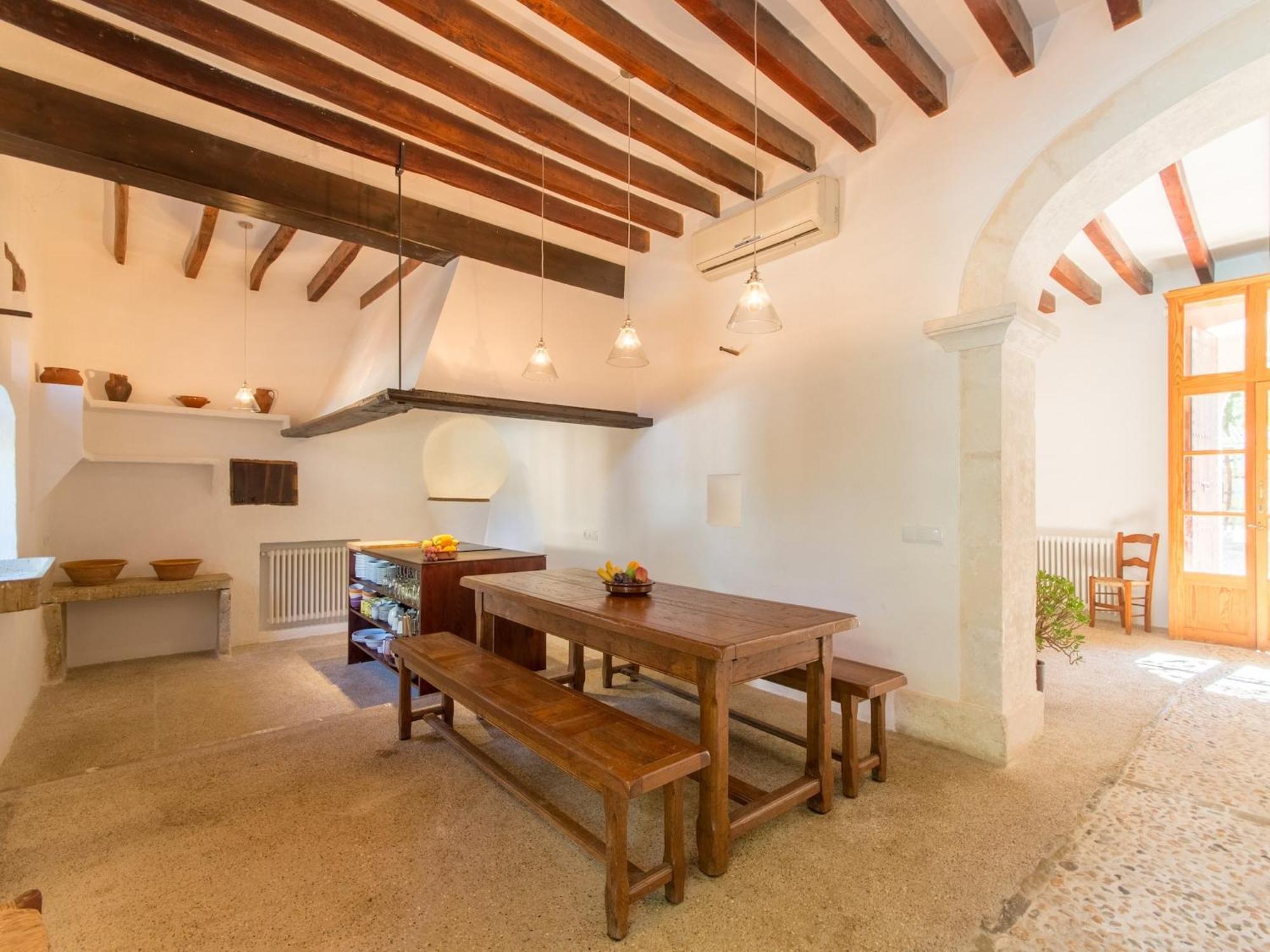 Charming For 8 Adults Ferienhaus *